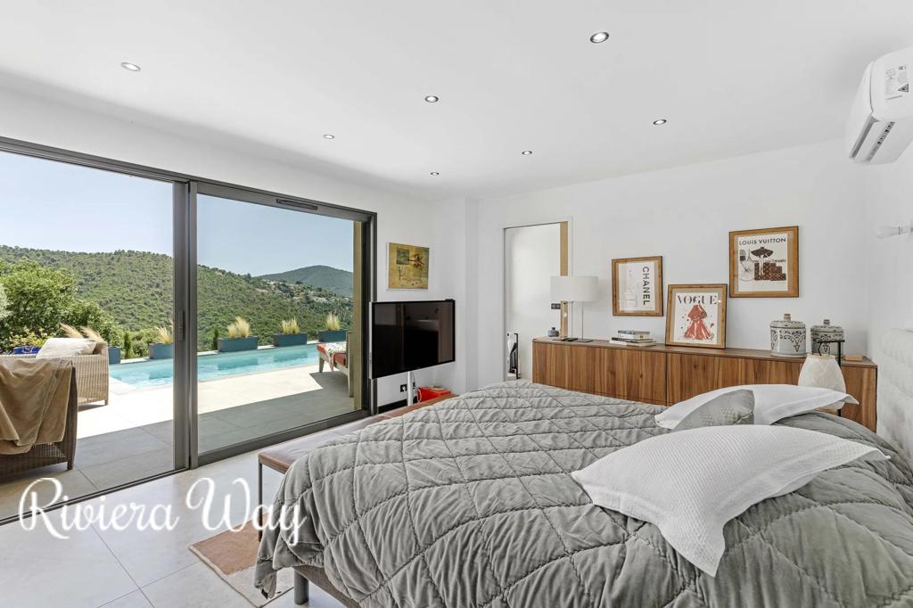 6 room villa in La Londe-les-Maures, photo #5, listing #103467420