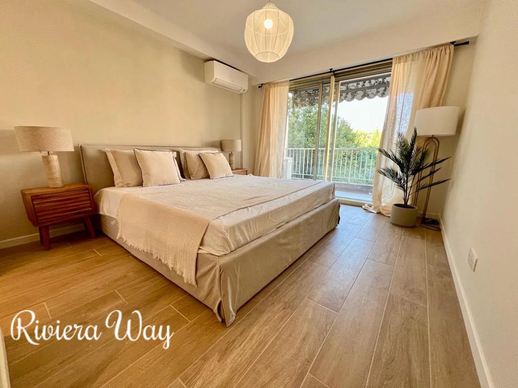 3 room apartment in Juan-les-Pins, photo #5, listing #103735338