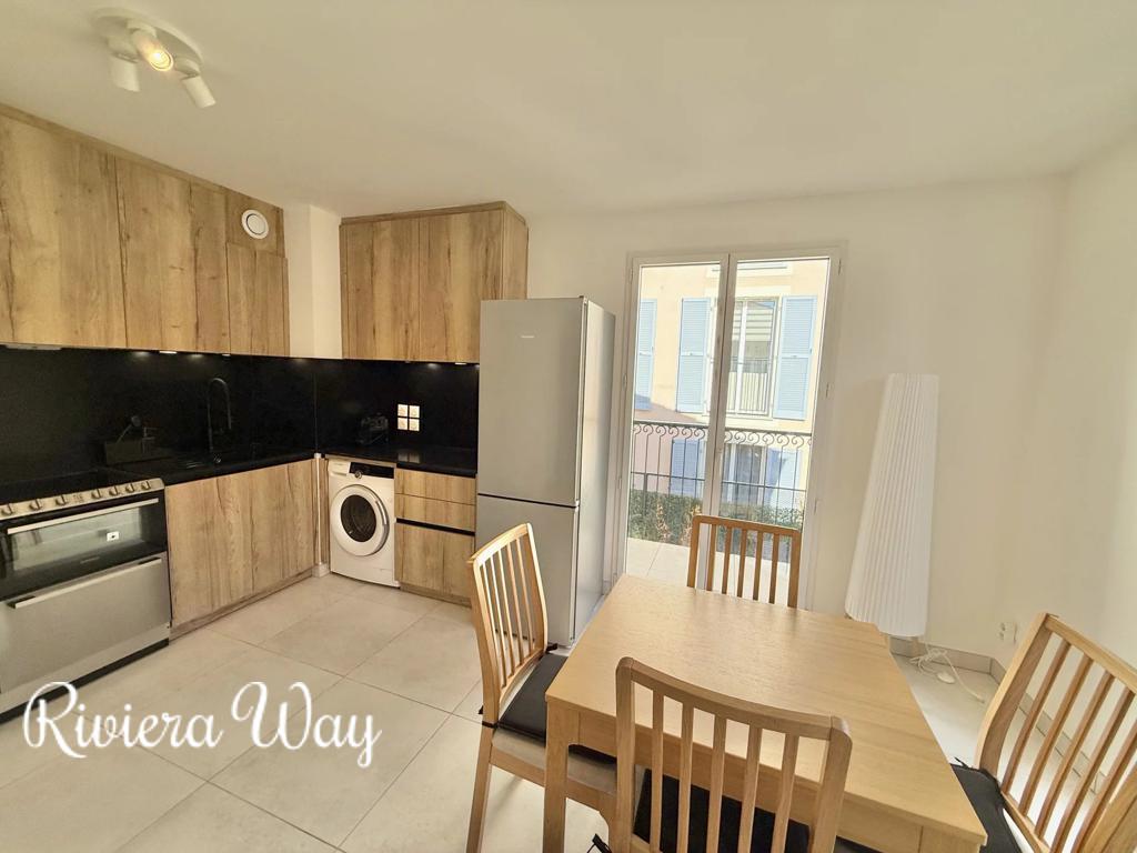 2 room apartment in Antibes, photo #4, listing #105437430