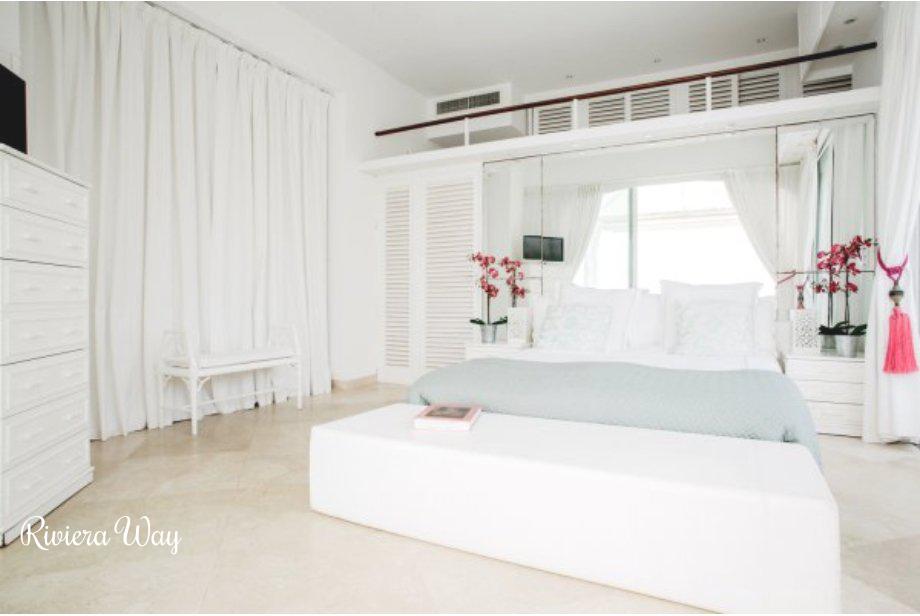 5 room villa in Cap d'Antibes, photo #10, listing #83325984