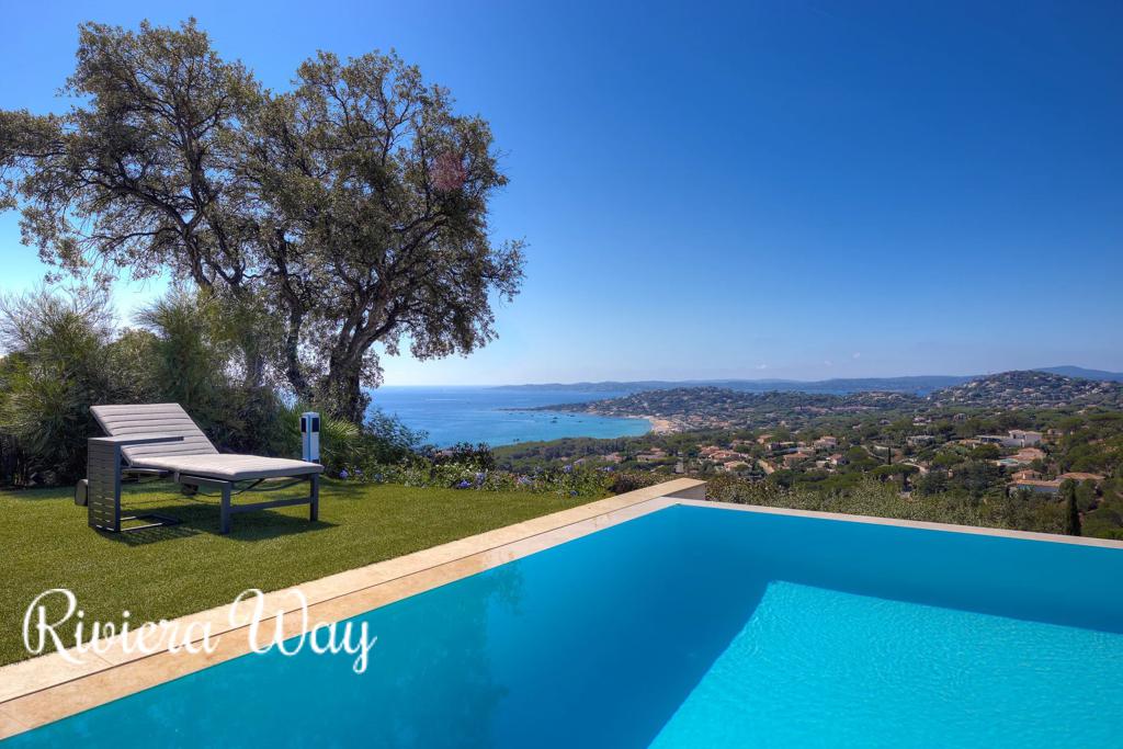 6 room villa in Sainte-Maxime, photo #4, listing #99878898