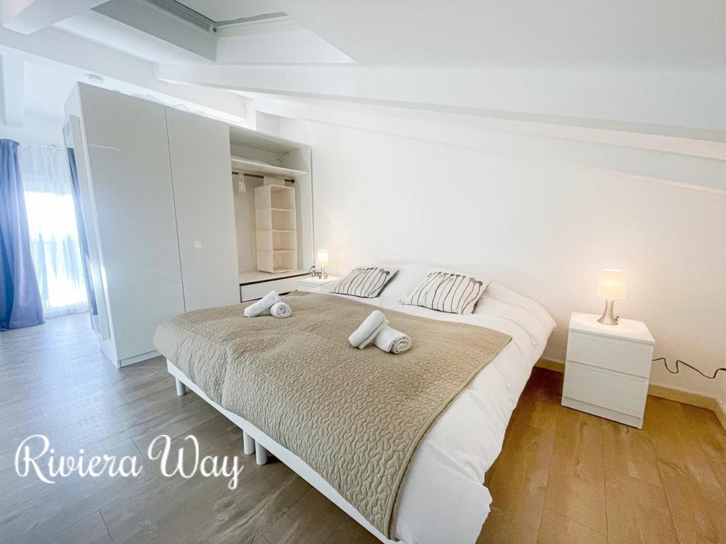 2 room apartment in Cannes, photo #8, listing #106248030