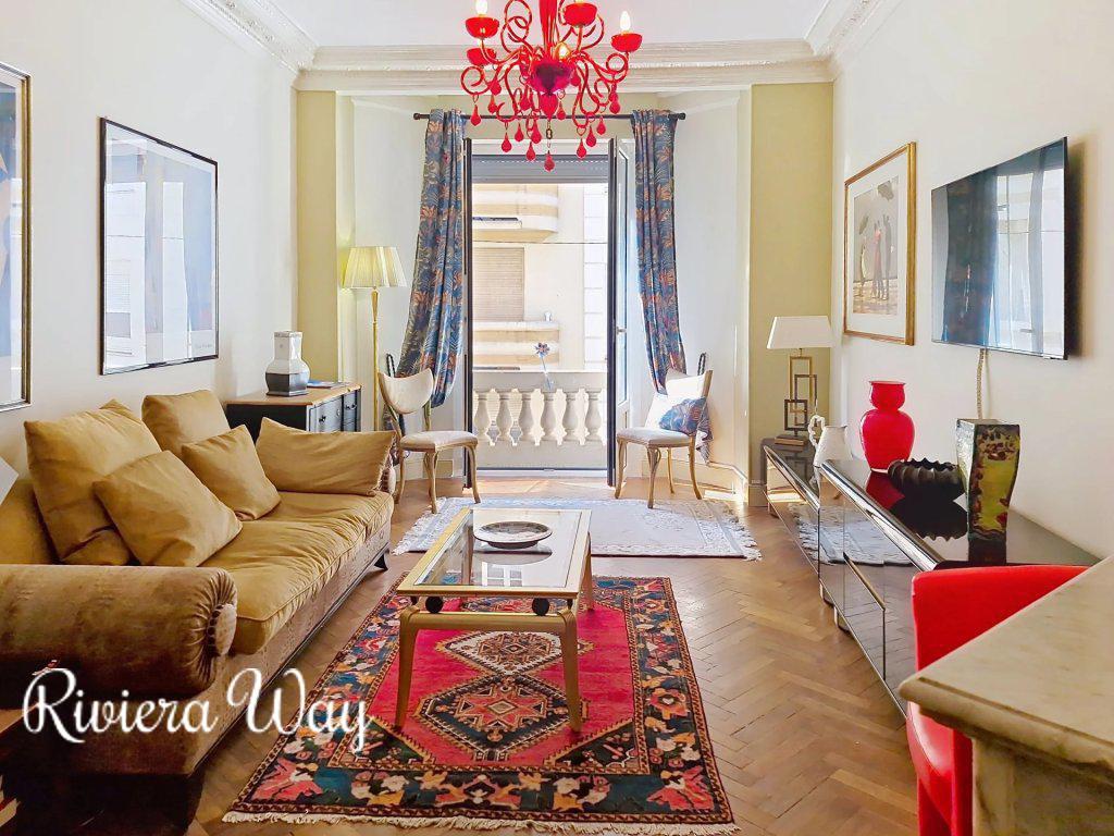 3 room apartment in Nice, 61 m², photo #1, listing #106230390