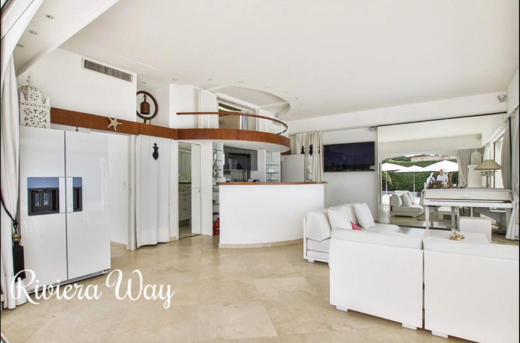5 room villa in Cap d'Antibes, photo #5, listing #83325984
