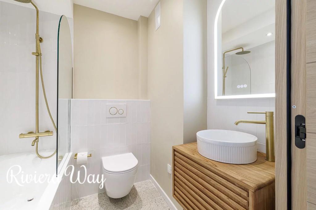 3 room apartment in Juan-les-Pins, photo #4, listing #103735338