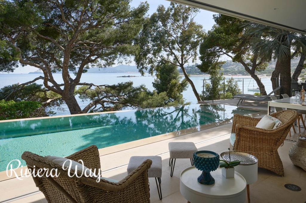 7 room villa in Le Lavandou, 200 m², photo #3, listing #103109706