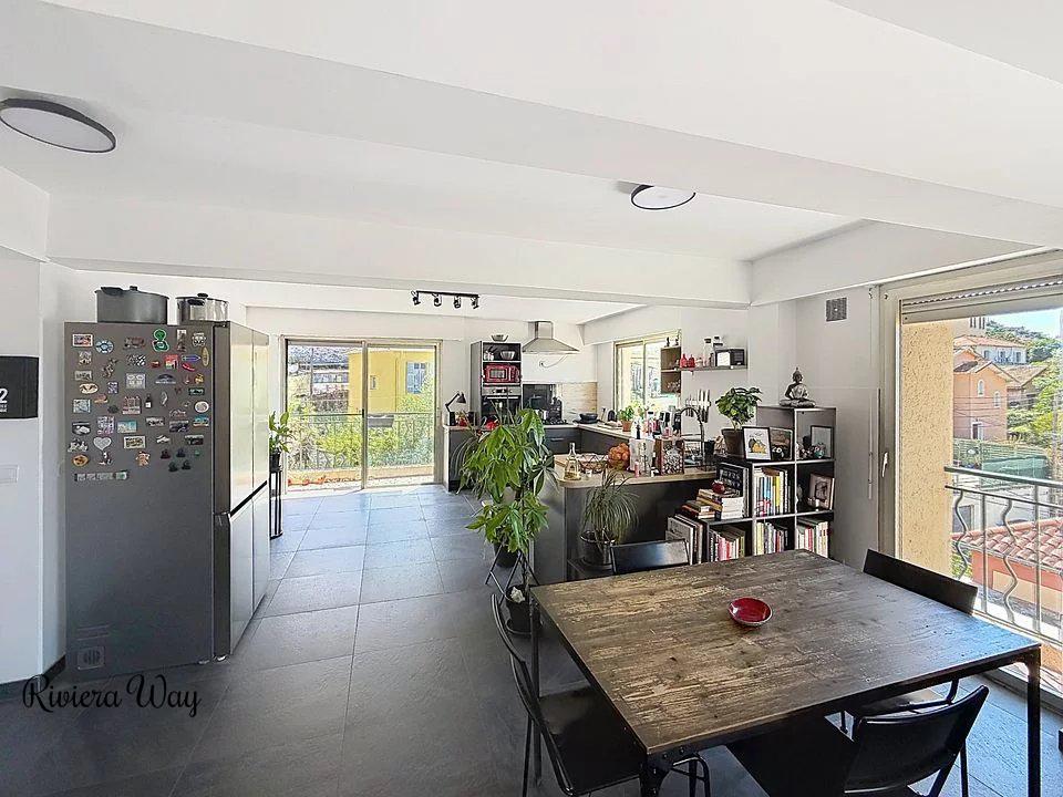 4 room apartment in Nice, photo #6, listing #106271088