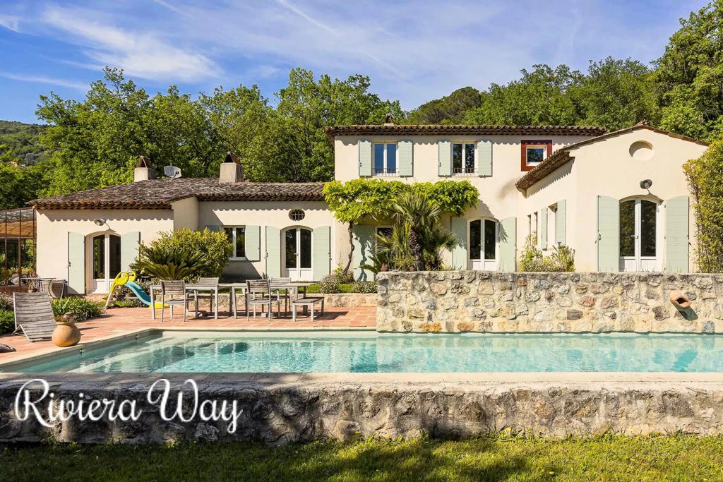 8 room villa in Grasse, photo #6, listing #94114608