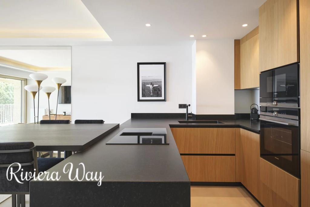 3 room apartment in Boulevard de la Croisette, photo #7, listing #105696864