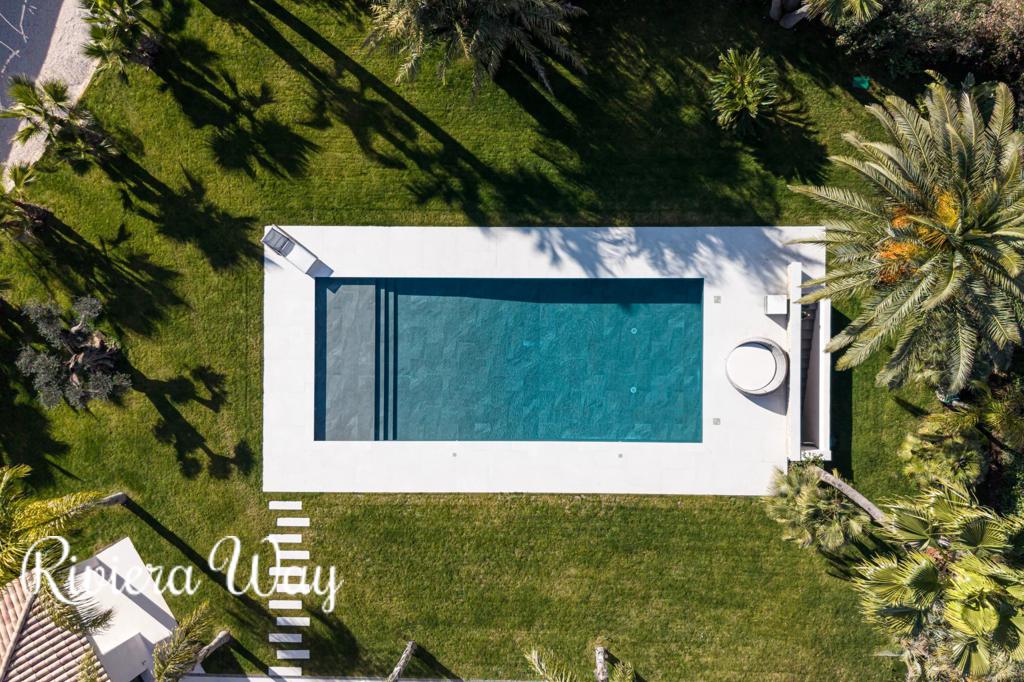 Villa in Mougins, photo #3, listing #105519414