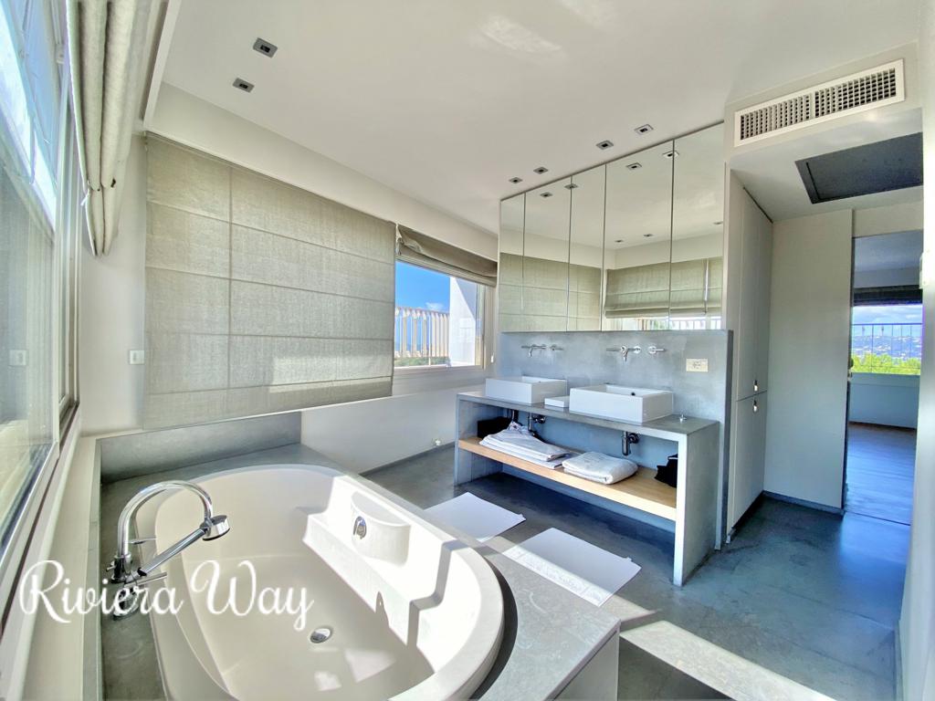 4 room apartment in Cap d'Antibes, photo #1, listing #88443726