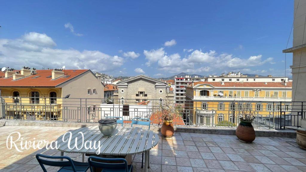 4 room apartment in Le Carré d'Or, 156 m², photo #5, listing #106035594