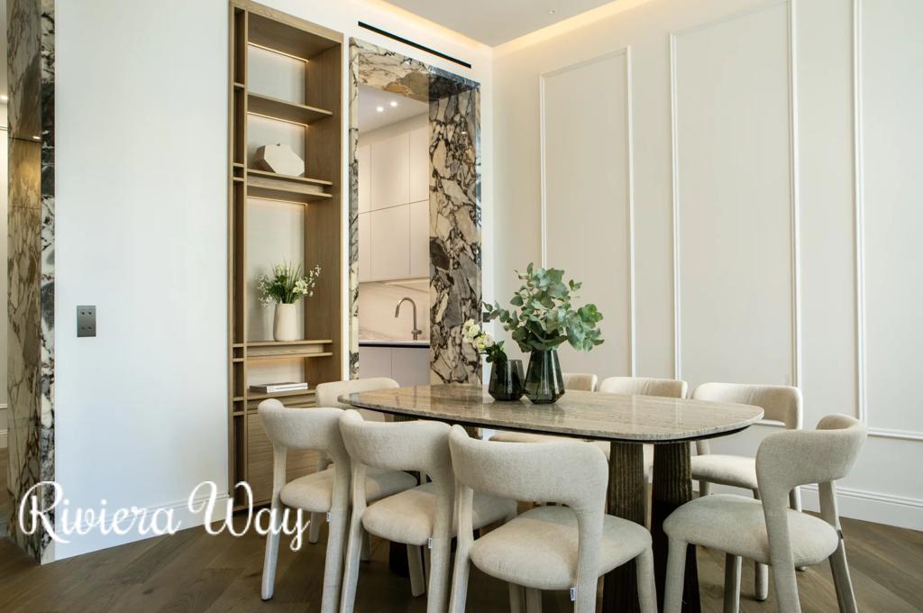 5 room apartment in Cannes, photo #4, listing #103975452