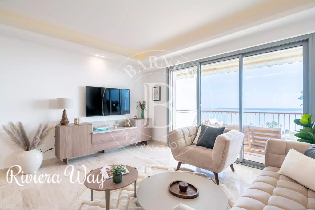 3 room apartment in Cannes, photo #2, listing #99659112