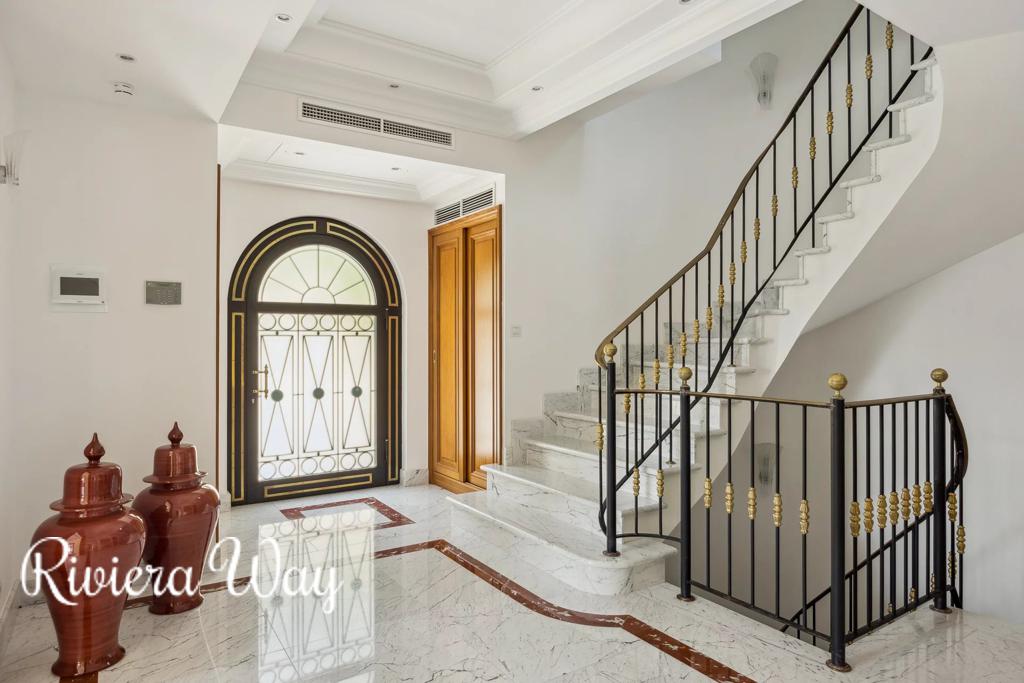 6 room villa in Villefranche-sur-Mer, photo #3, listing #78805944