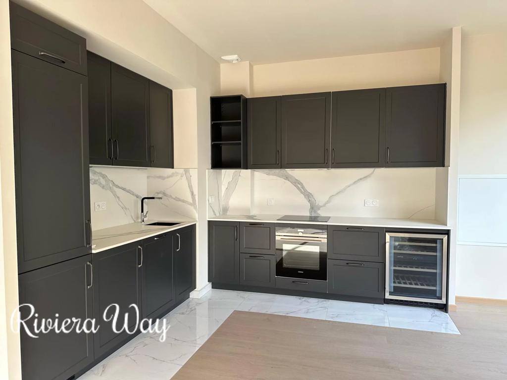 4 room new home in Menton, photo #3, listing #102529434