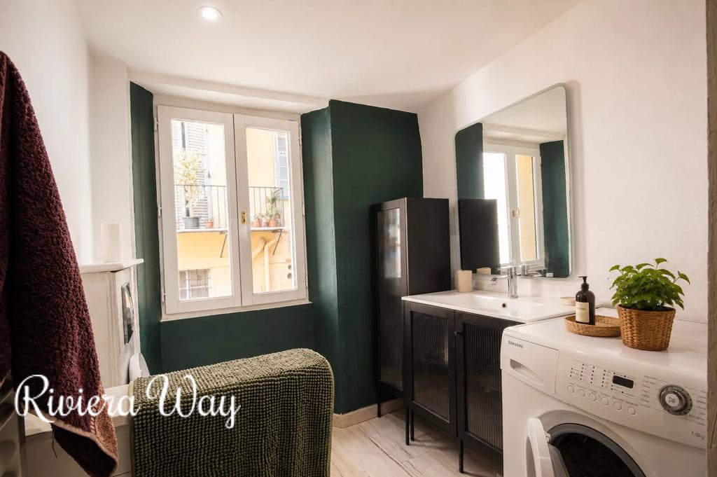 2 room apartment in Le Port, photo #9, listing #106462524