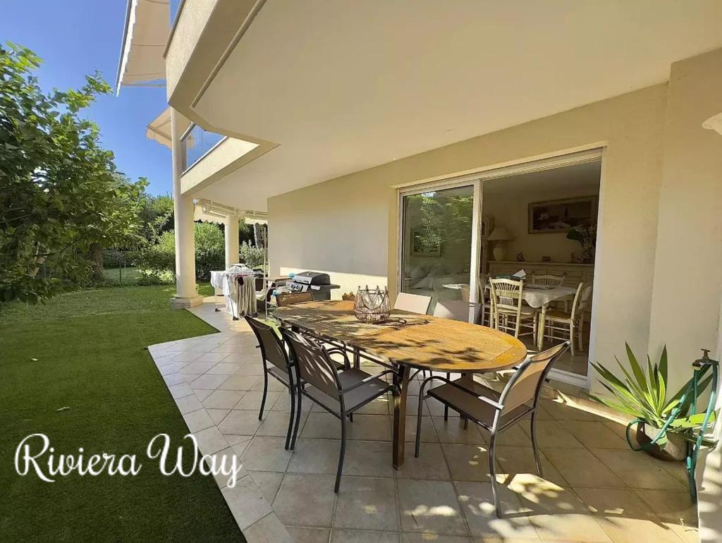 3 room apartment in Antibes, photo #6, listing #104836410