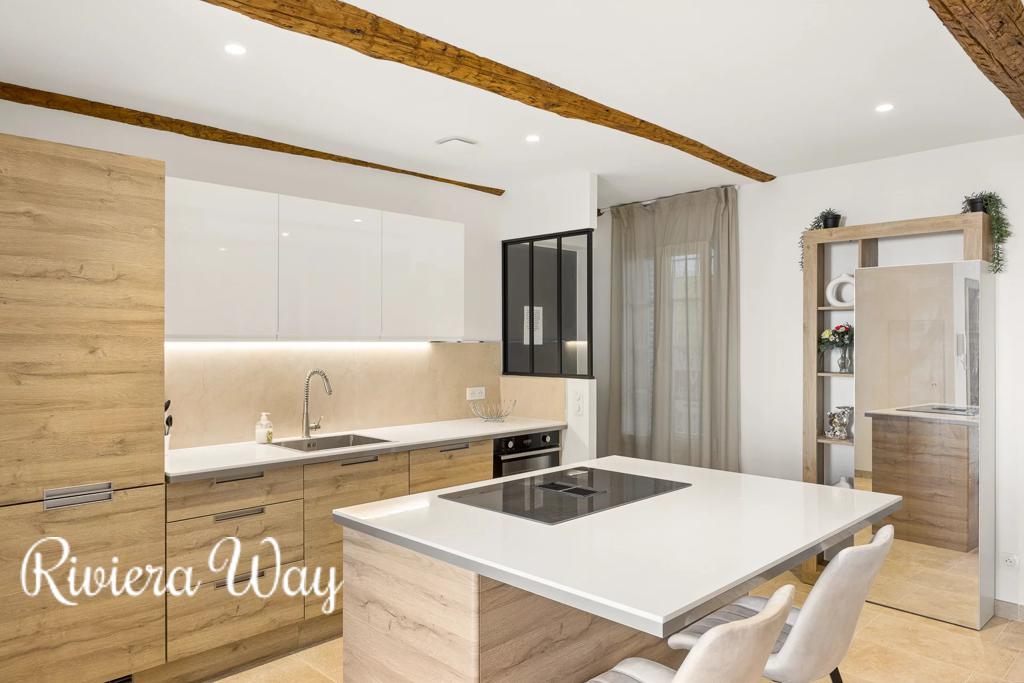 4 room apartment in Antibes, photo #5, listing #106990464