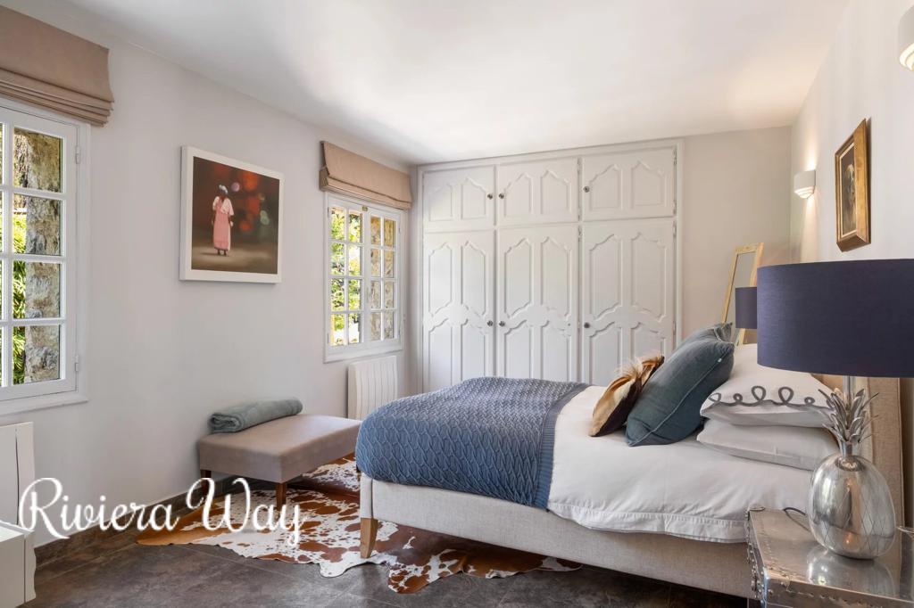 9 room villa in Mandelieu-la-Napoule, photo #2, listing #95894988