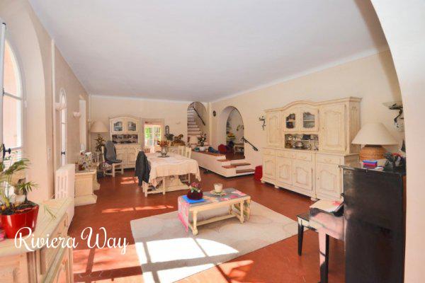 6 room villa in Grasse, 235 m², photo #10, listing #73635954