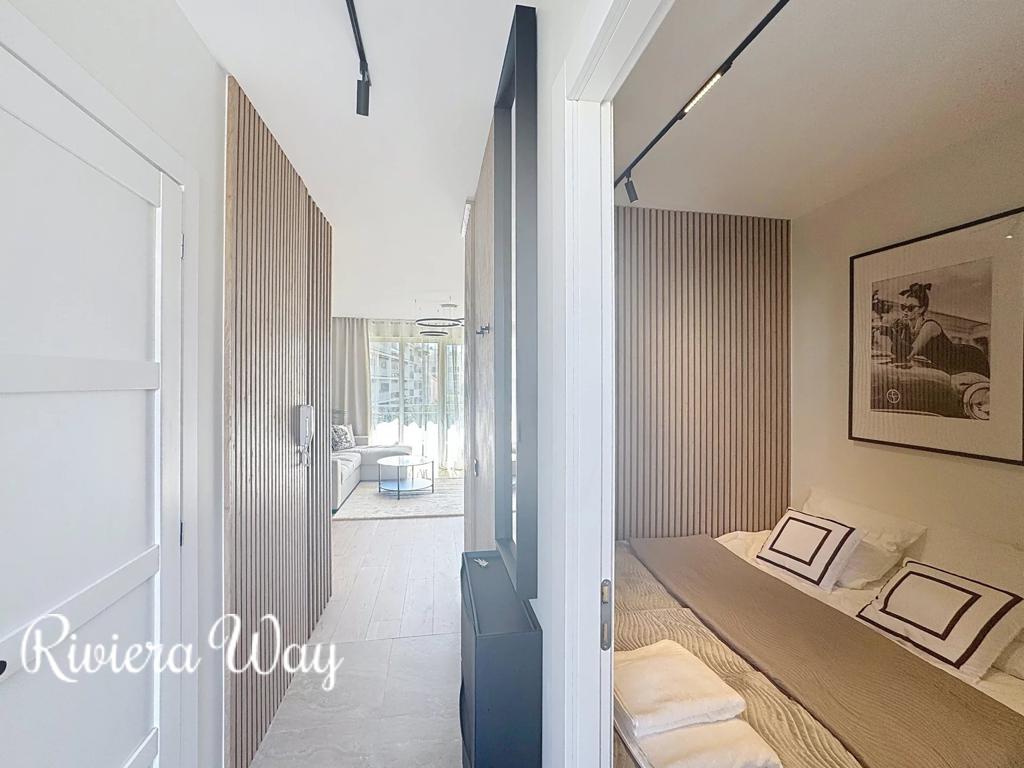 2 room apartment in Cannes, photo #7, listing #104301456