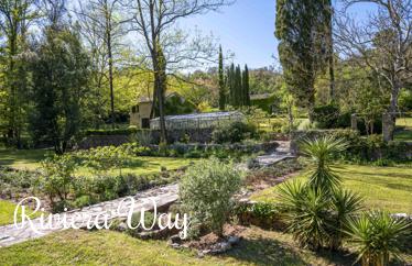 12 room villa in Muan-Sarthe