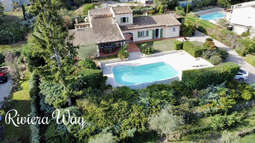 Villa in Saint-Paul-de-Vence, photo #6, listing #97682088