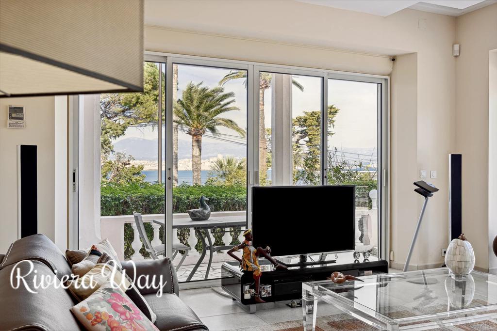7 room villa in Cap d'Antibes, photo #7, listing #93294516