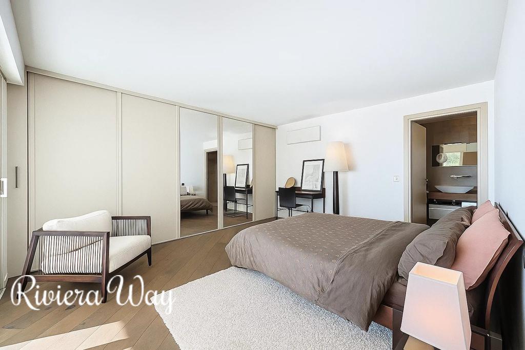 5 room apartment in Le Cannet, photo #5, listing #104508306