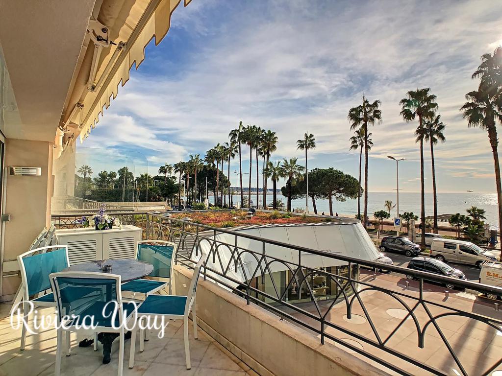 3 room apartment in Cannes, photo #5, listing #78842358