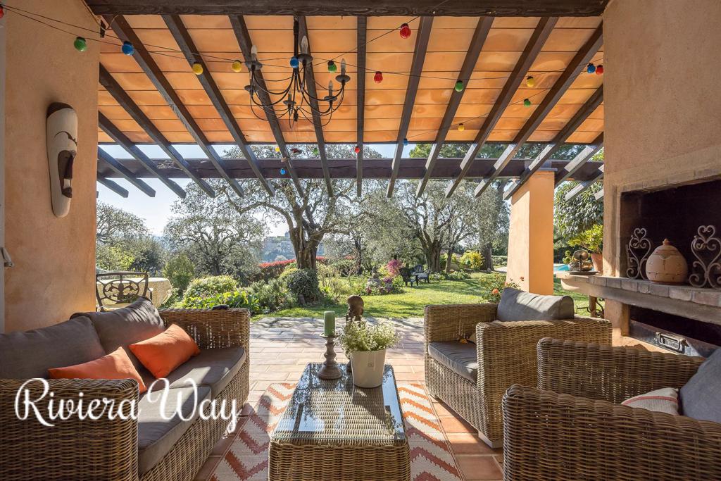 6 room villa in Gattières, photo #10, listing #102817848