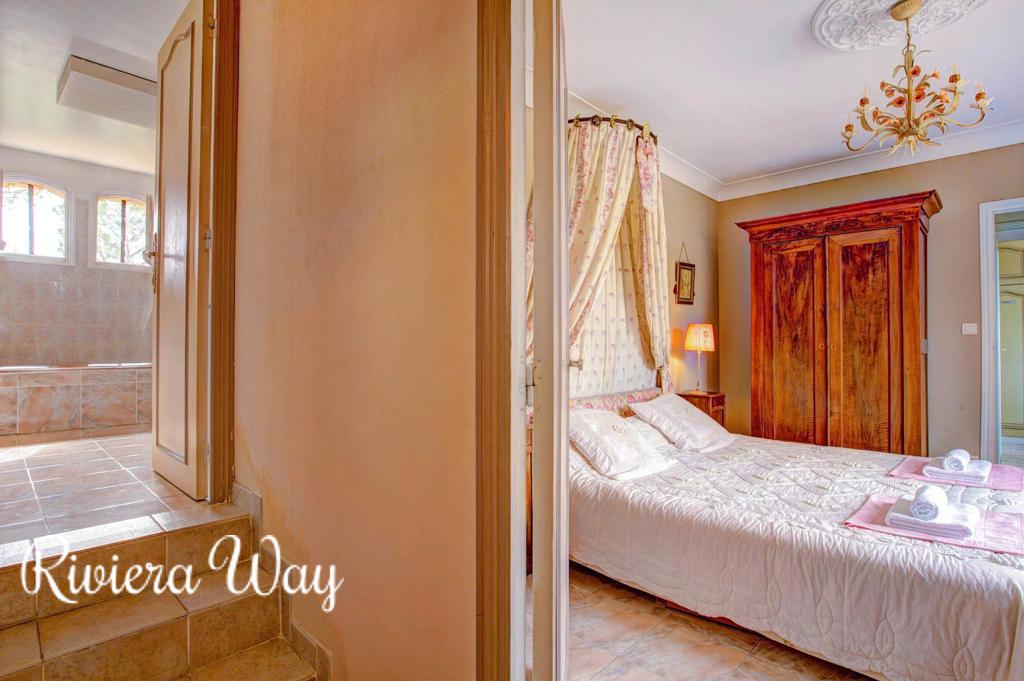 5 room villa in Peymeinade, photo #2, listing #103260864