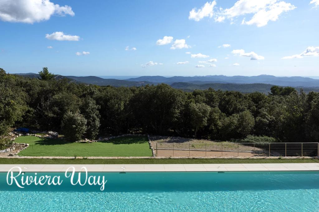 7 room villa in Fayence, photo #3, listing #99823416