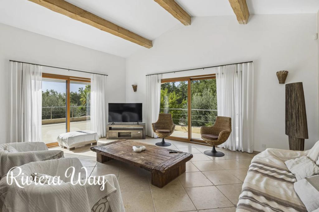 6 room villa in Fayence, photo #4, listing #106819062