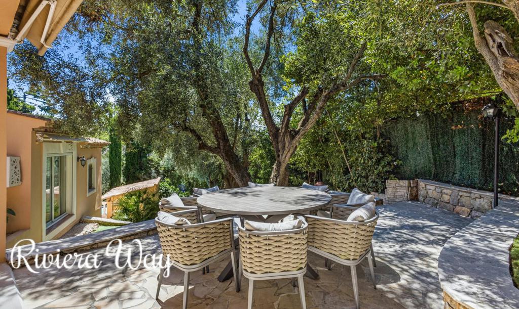 6 room villa in Le Cannet, photo #3, listing #106494234