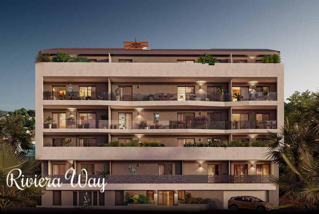 2 room penthouse in Roquebrune — Cap Martin, 56 m², photo #1, listing #102955104