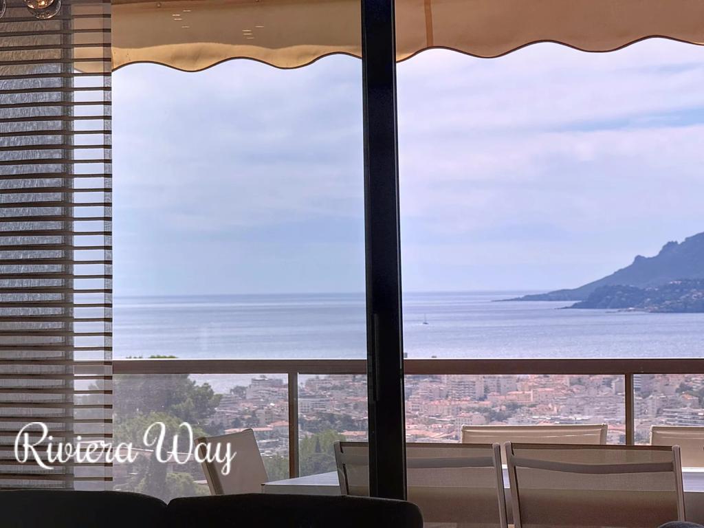 4 room apartment in Le Cannet, photo #10, listing #104106786