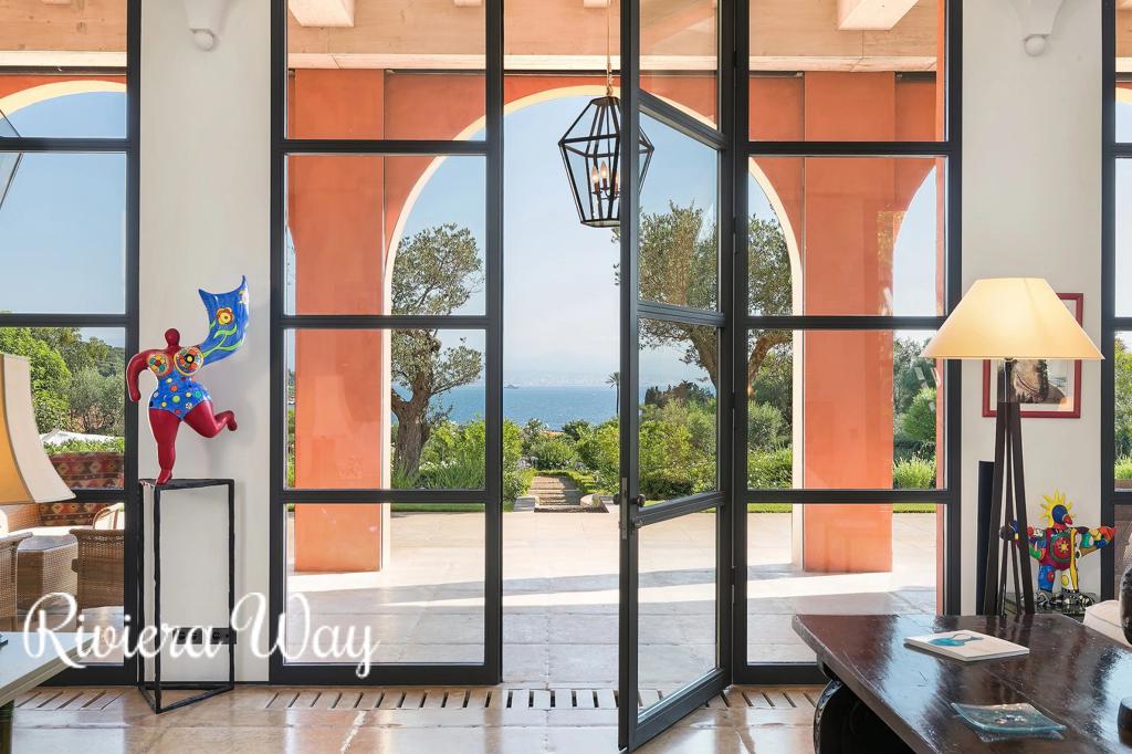 12 room villa in Cap d'Antibes, photo #9, listing #90758010