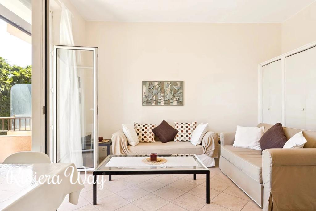 2 room apartment in Vallauris, 37 m², photo #9, listing #105551544