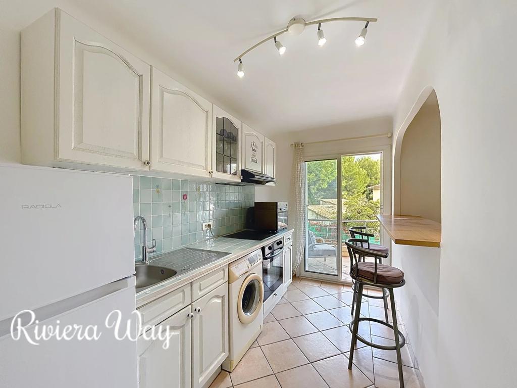 1 room apartment in Cap d'Antibes, photo #3, listing #104413302