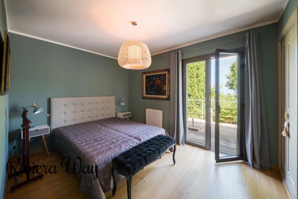 6 room villa in Vallauris, photo #9, listing #78857058