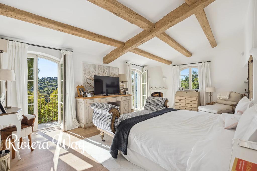 8 room villa in Saint-Paul-de-Vence, photo #4, listing #103113024