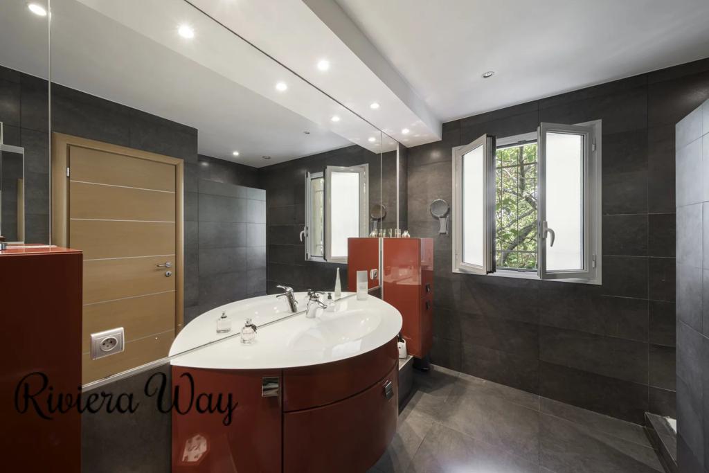 5 room villa in Mougins, photo #9, listing #103975158