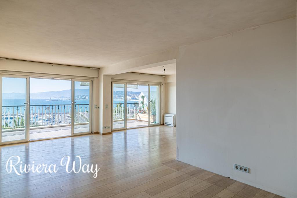 4 room apartment in Cannes, photo #7, listing #87626238