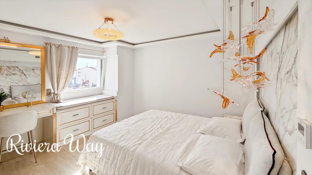 3 room apartment in Cannes, photo #4, listing #106084482