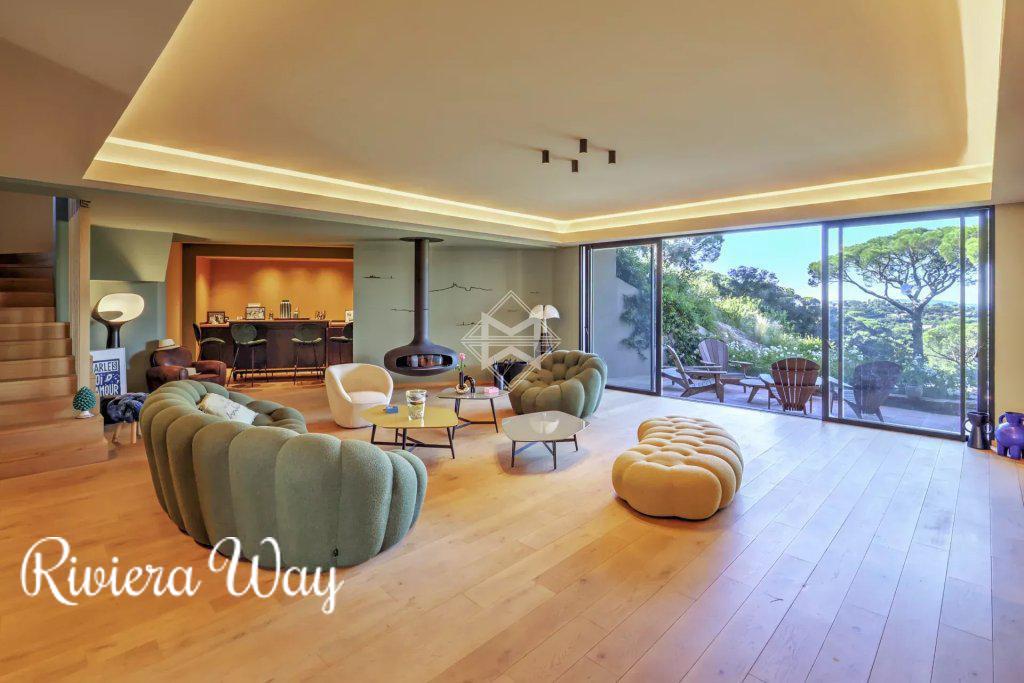 Villa in La Croix-Valmer, 365 m², photo #3, listing #104698650