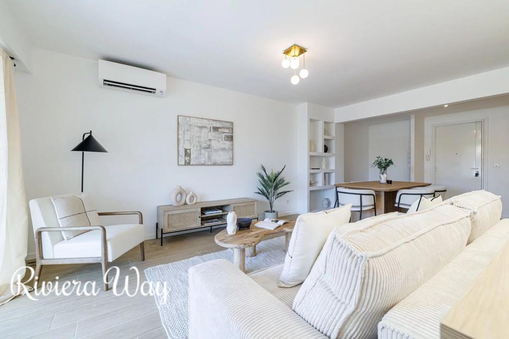3 room apartment in Juan-les-Pins, photo #5, listing #103735338