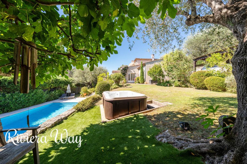 5 room villa in Le Cannet, photo #5, listing #104244588