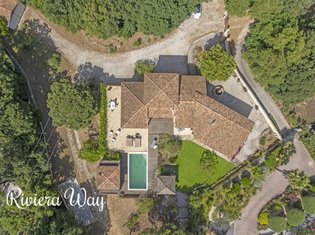 10 room villa in Bormes-les-Mimosas, photo #5, listing #90498156